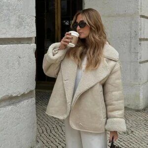 Zara Women’s | Tan Shearling Jacket | Size Large